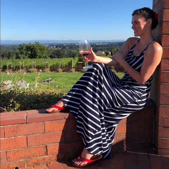 Meet your Posher, Tamara - Picture 2 of 4